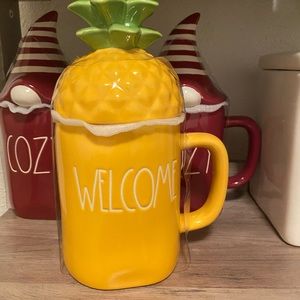 Rae Dunn Welcome pineapple topper mug
